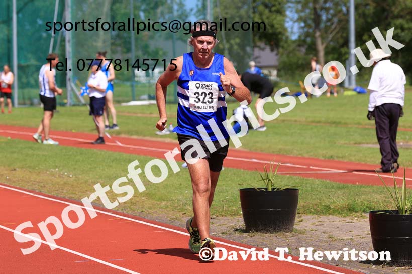 Mens 800 metres, 2024 NE Masters Track and Field Champs., Monkton Stadium, Jarrow.  Photo: David T. Hewitson/Sports for All Pics